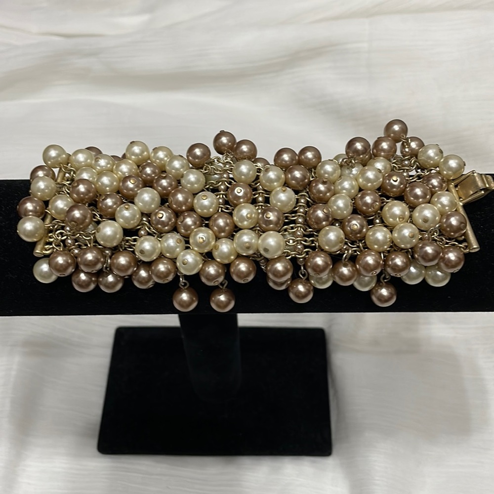 Stella & Dot Pearl Bracelet